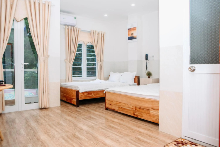 Life Hotel