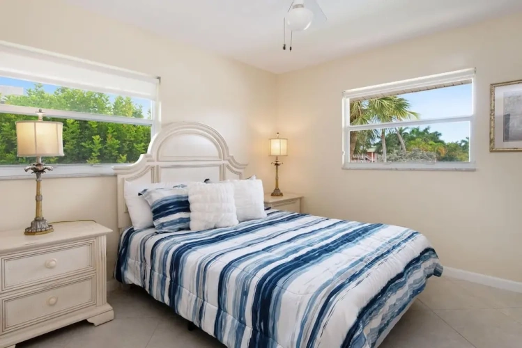 Olde Naples Condo #807