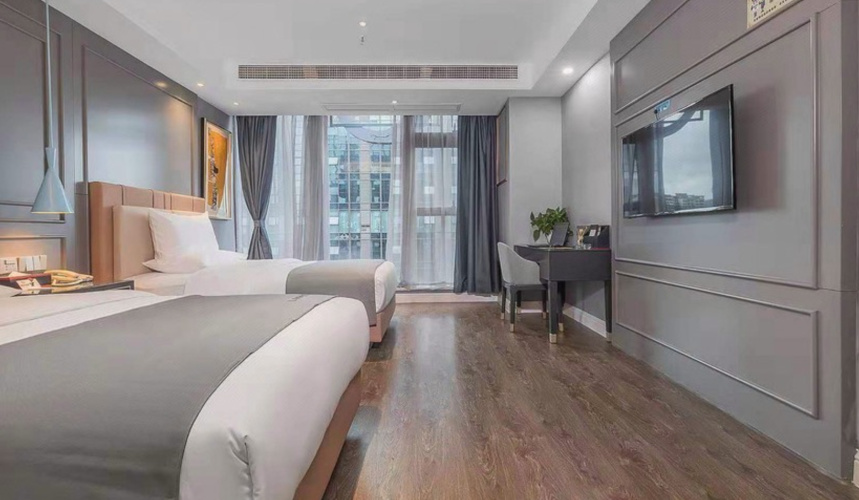 Premier Twin room