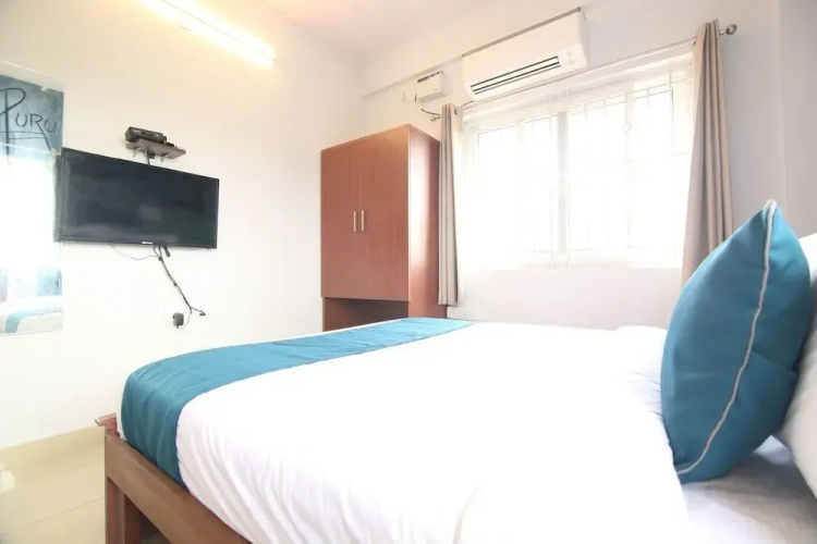 P&P Comforts By OYO Rooms