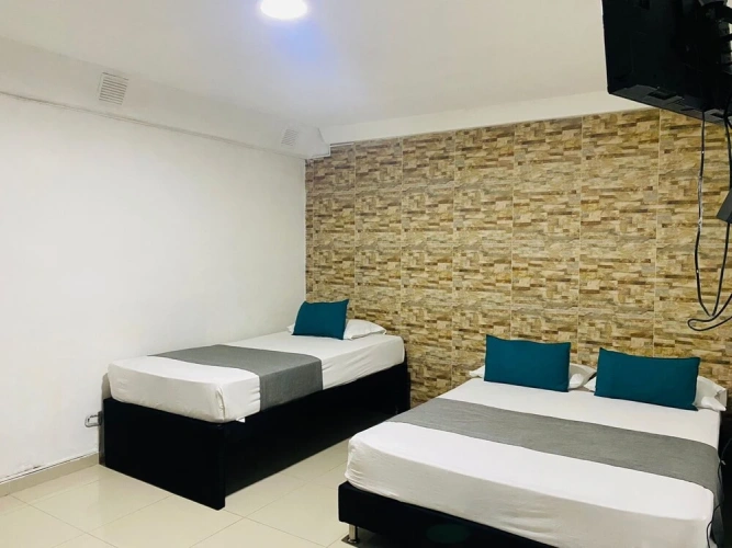 Standard Triple room