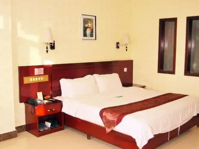 Minghao Holiday Hotel