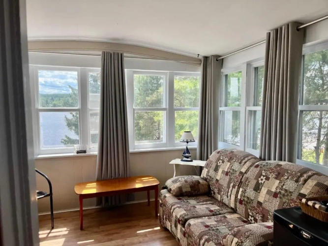 Standard Double room with lake view