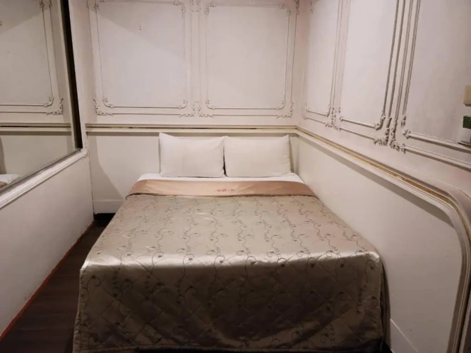 Economy Quadruple room