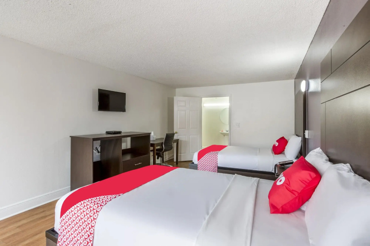 OYO Hotel Baton Rouge - Mead Rd