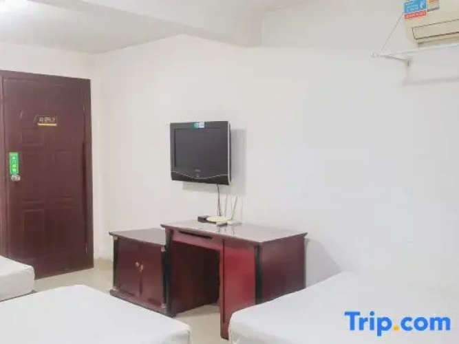 Economy Triple room