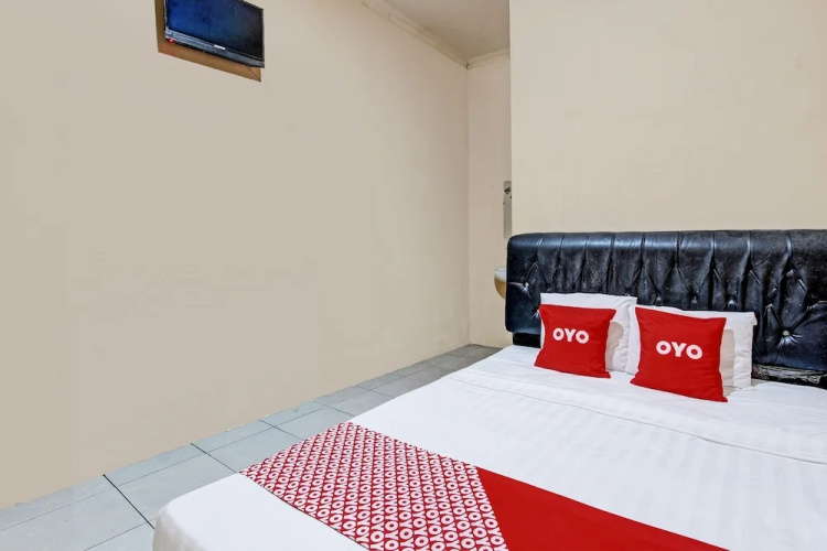 OYO 92459 Cahyo Kost 2