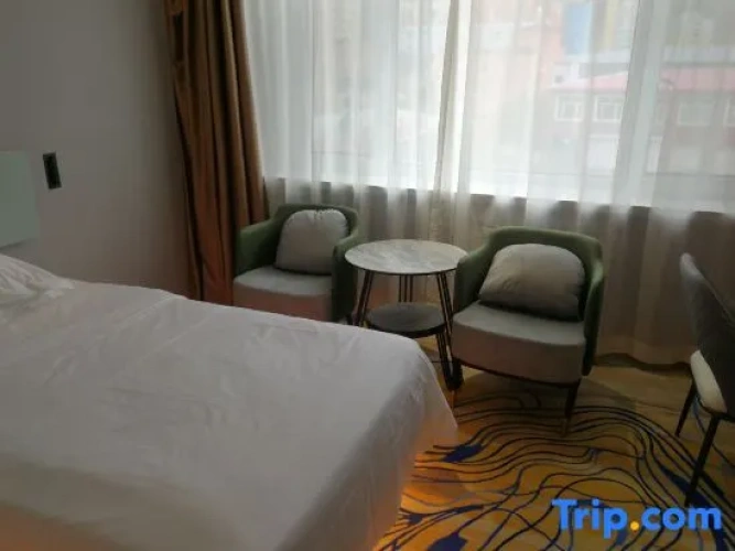 Economy room