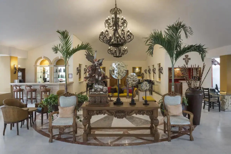 Marina Fiesta Resort & Spa photo 17