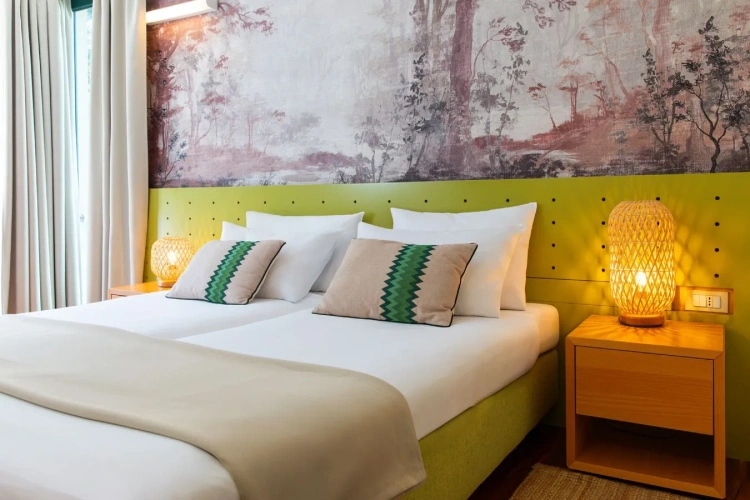Superior Double room with balcony and with park view