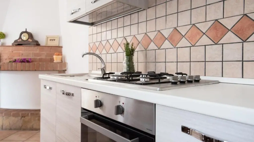3 Bedrooms Apartment