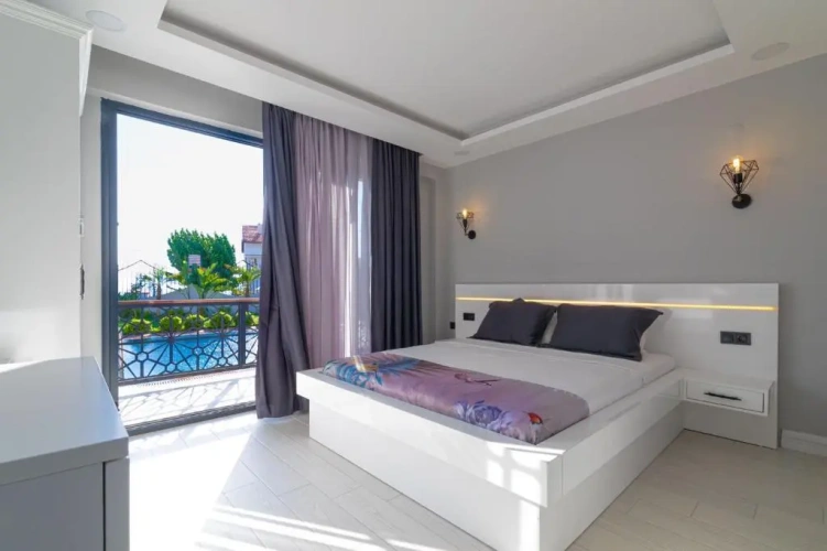 Standard Double room with pool view