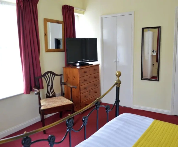Classic Double room with city view