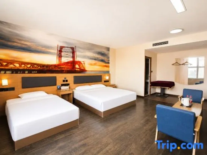Premium Twin room