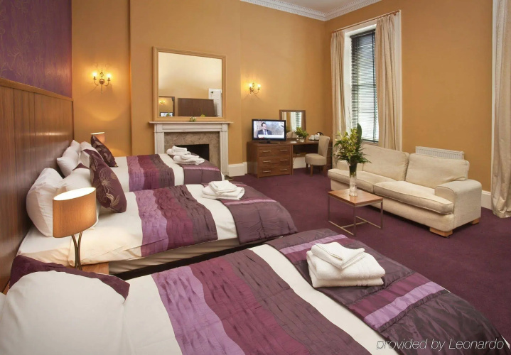 New Town Hotel