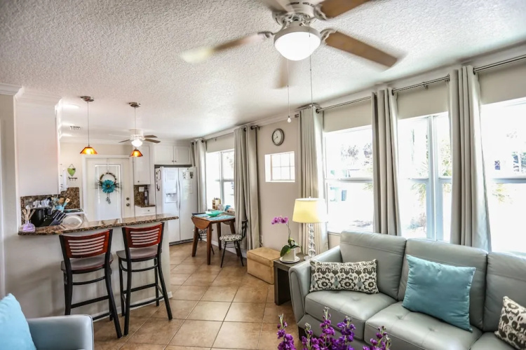 155 Hibiscus Dr