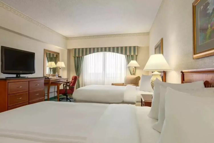 Radisson Hotel Cedar Rapids