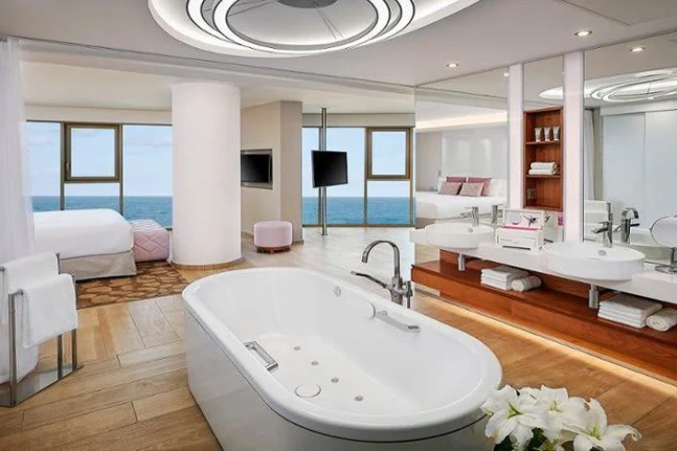 Luxury Double Suite with panoramic view