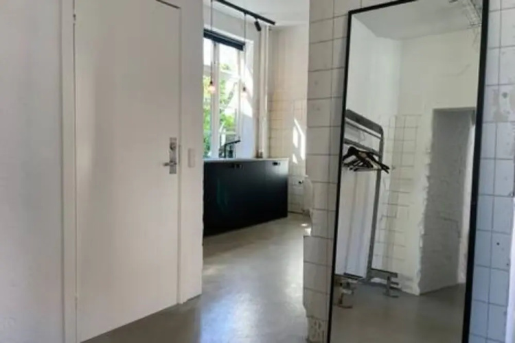 Unique Industrial Apartment