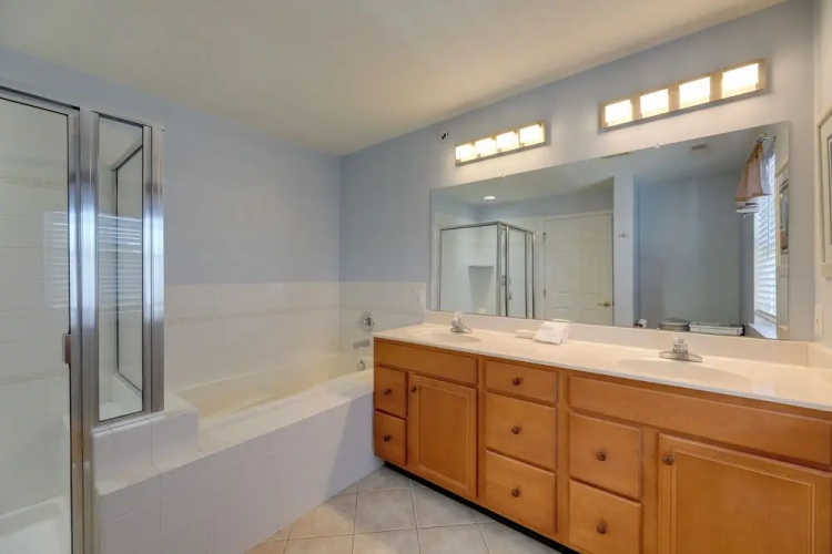 Game Room & Community Perks! Ocean View Retreat