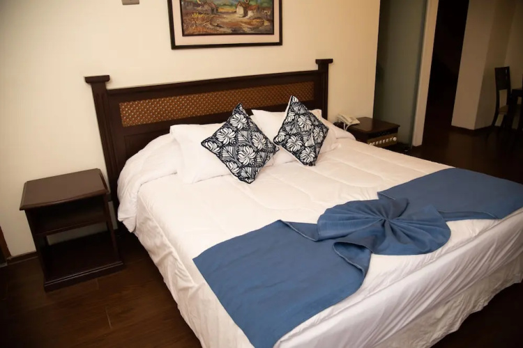 Hotel La Colonia