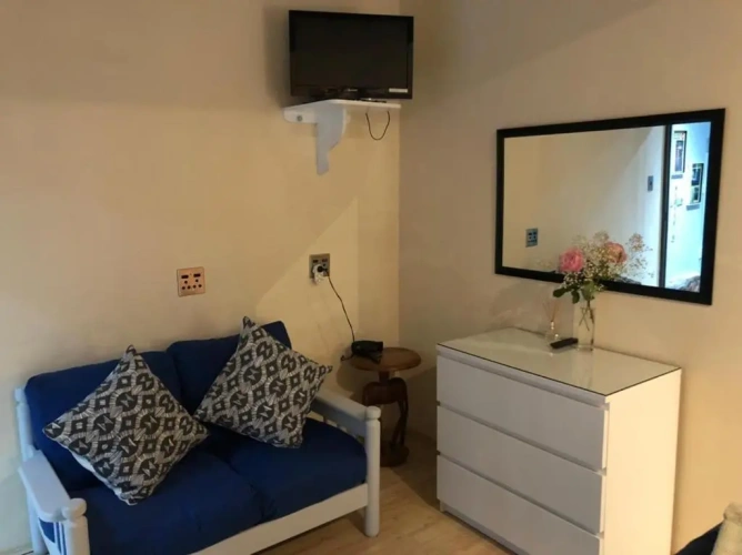 1 Bedroom Double Apartment