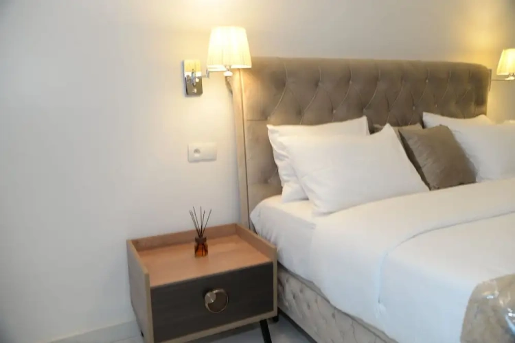 Comfort room