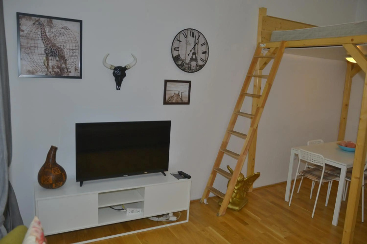 Apartment Demel