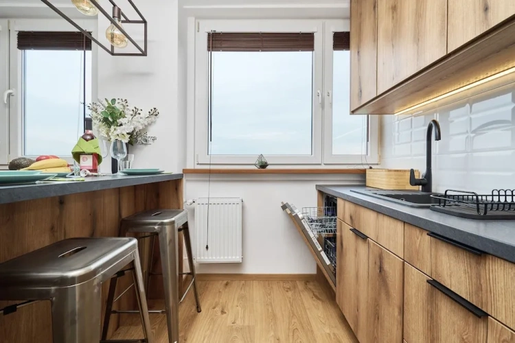 2 Bedrooms Apartment