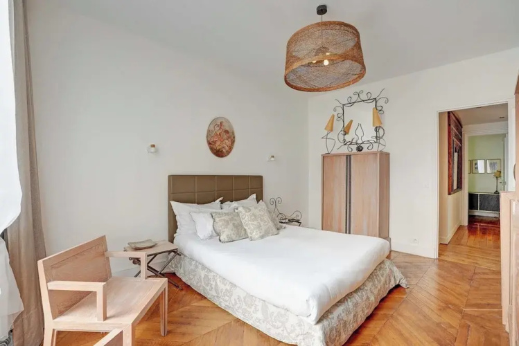 Charming Apartment - 4BR -10p- Madeleine