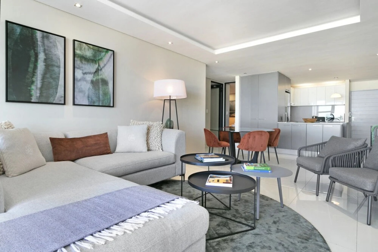 SeaCrest B102 by HostAgents