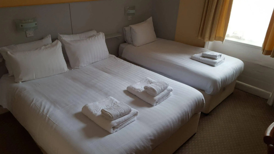 Alexandra Hotel