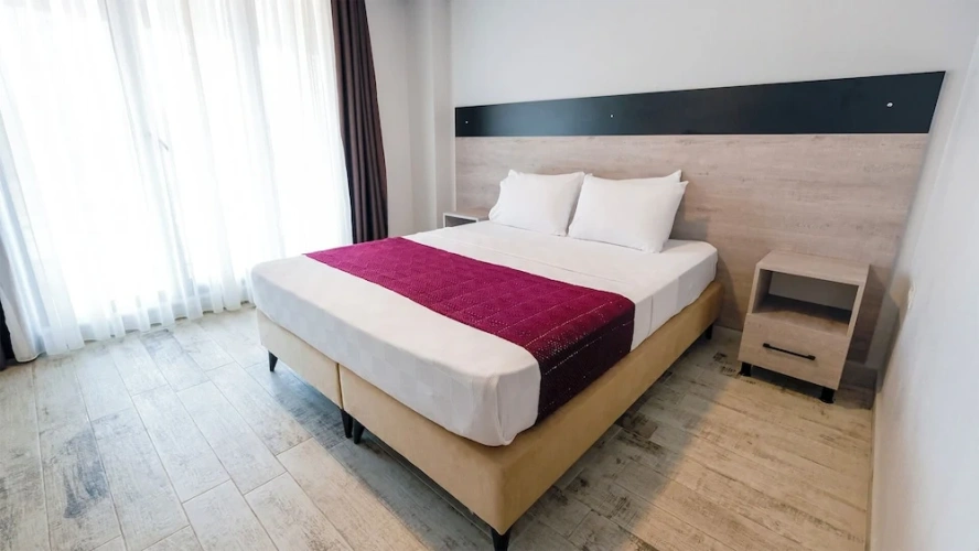 Superior room with balcony and with city view