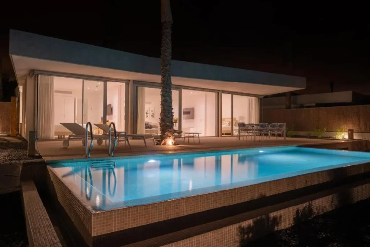 1 Bedroom Villa with balcony