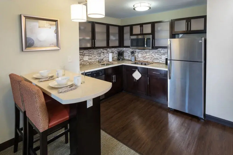 Staybridge Suites Omaha West
