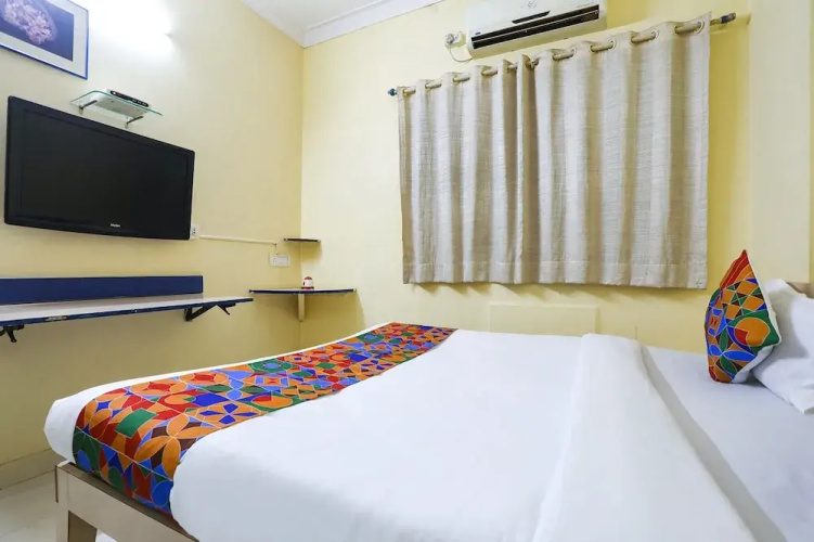 FabHotel de Rajnigandha