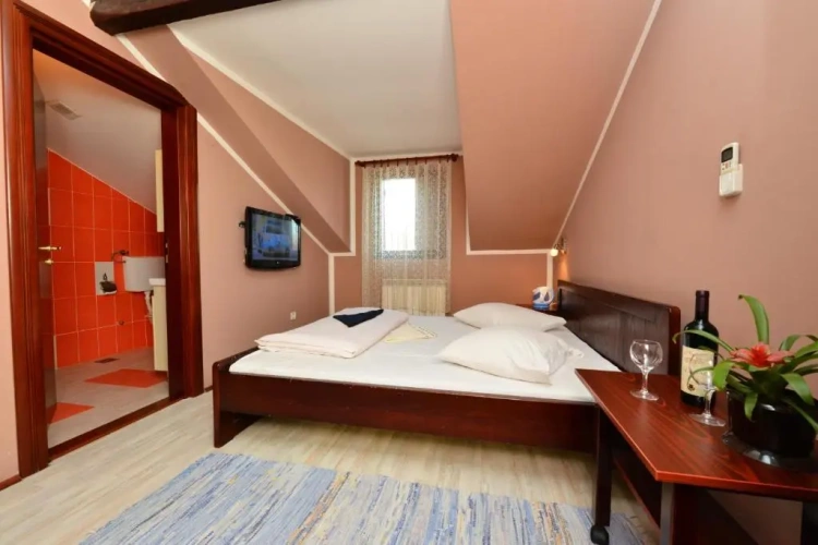 Standard Double room with view