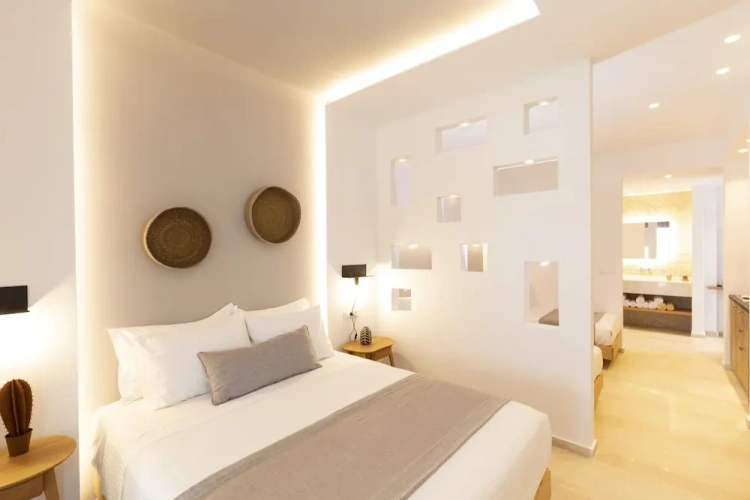 Superior Quadruple Studio with balcony