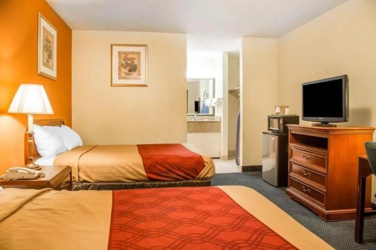 Econo Lodge Norwalk