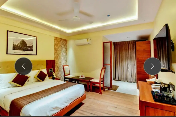 Ahom Comfort