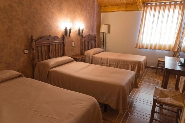 Hostal Restaurante La Sima