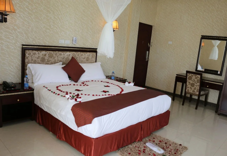 Solyana Hotel