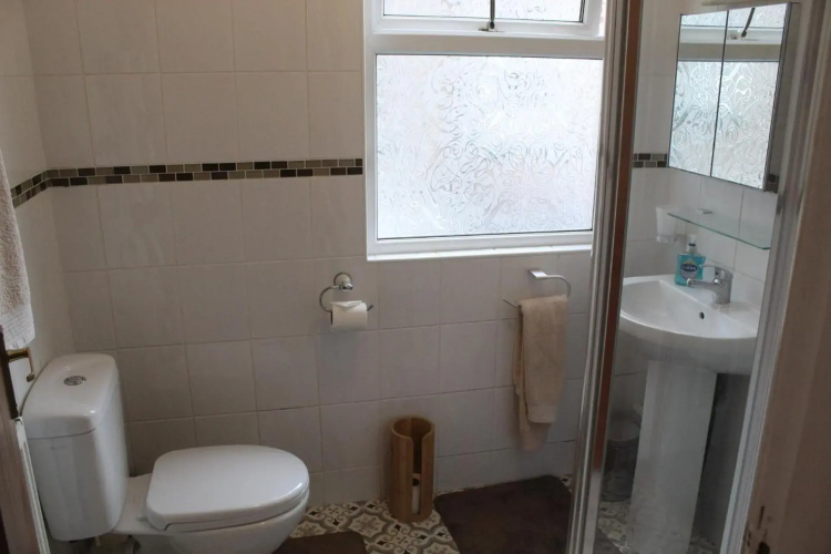 Oakwell Guest House