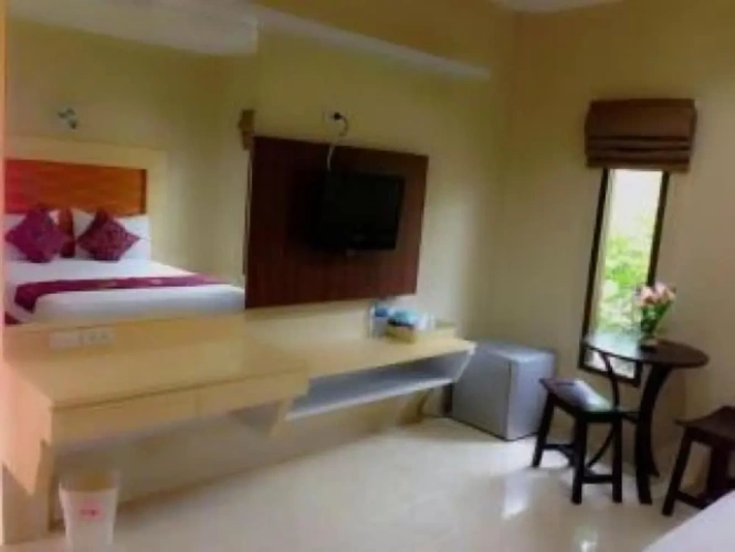 Premier room