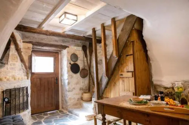 Dandy Villas Mani - Old Tower House - Fireplace - Pool