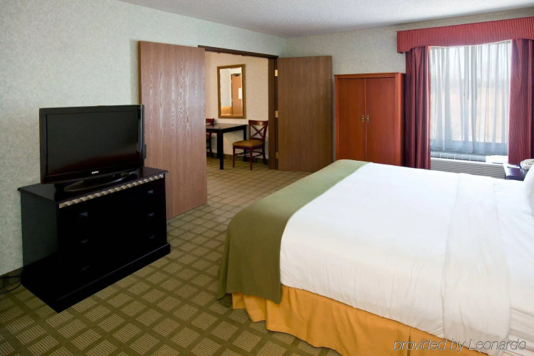 Holiday Inn Express Corydon by IHG