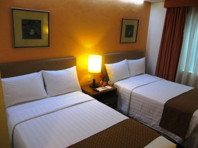 Crown Regency Hotel Makati