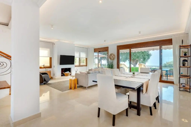 All About Casa Munich Elviria