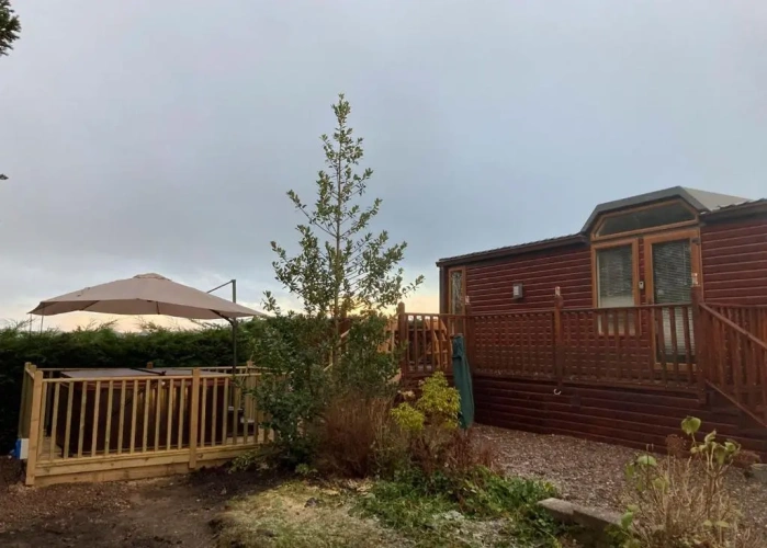 2 Bedrooms Cottage