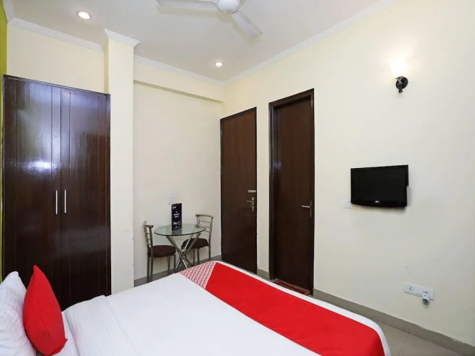 OYO 2797 Hotel Shalom Residency